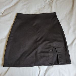 Black skirt with front slit